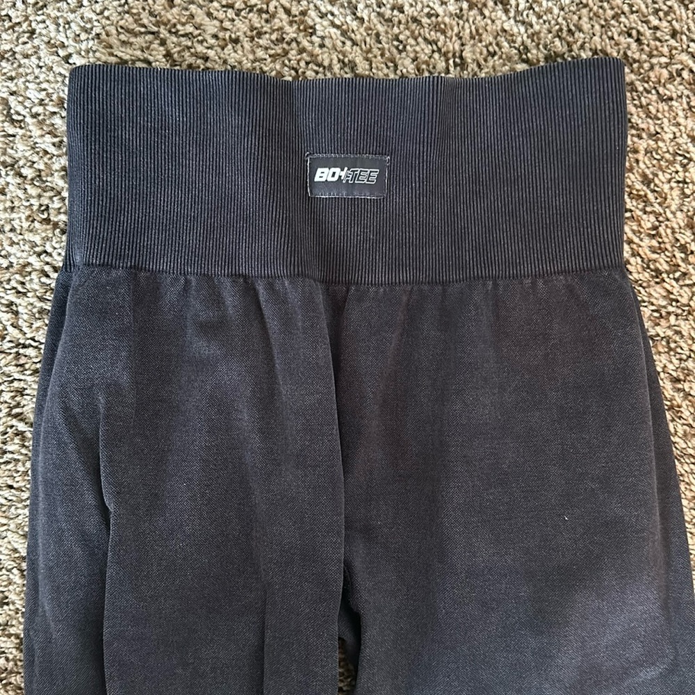 Bo+Tee leggings